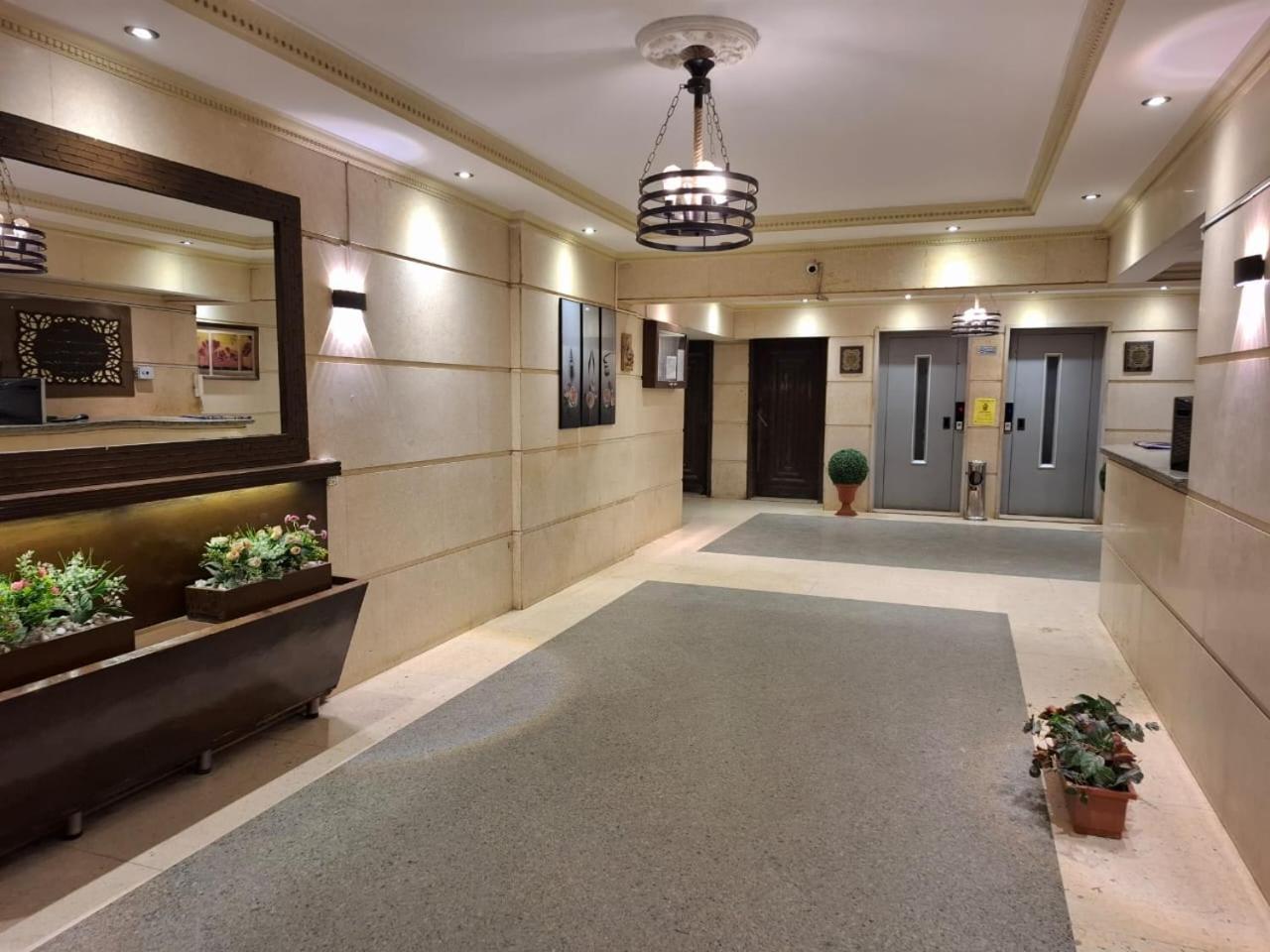 كمبوند سيتي تاورز البوشي Apartment Kaherah Luaran gambar